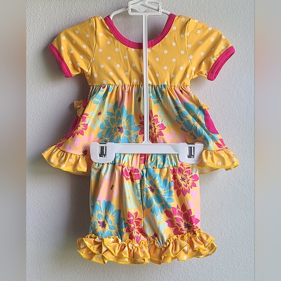 Brylin Marie - Yellow Flower & Polka Dot Short Sleeve Ruffles Set, Sz 0-3M - Picture 3 of 3